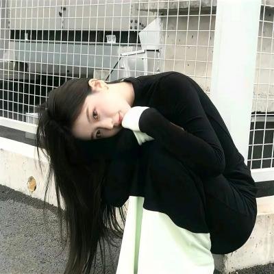 海外留学实拍：某天后之女隐私外泄，品牌方解约